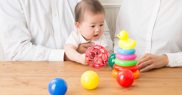 買ってよかった4ヶ月の赤ちゃん向けおもちゃ 先輩ママパパのおすすめ Cozre コズレ 子育てマガジン