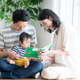 ママも思わず口ずさんじゃう？！言葉の力を磨ける絵本9選【0～3歳向け】
