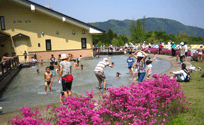 あいかわ公園じゃぶじゃぶ池,じゃぶじゃぶ池,子ども,公園