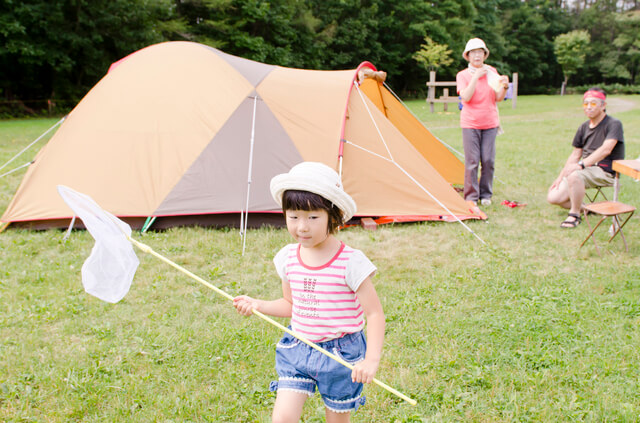 夏休みに子連れでおでかけのイメージ