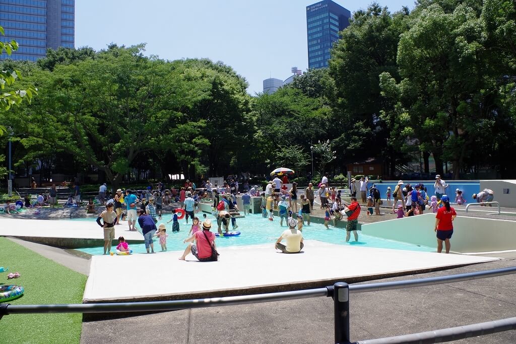 新宿中央公園,公園,水遊び,東京
