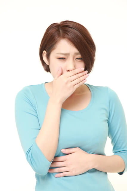 妊娠中の吐き気,妊娠初期,腹痛,出血