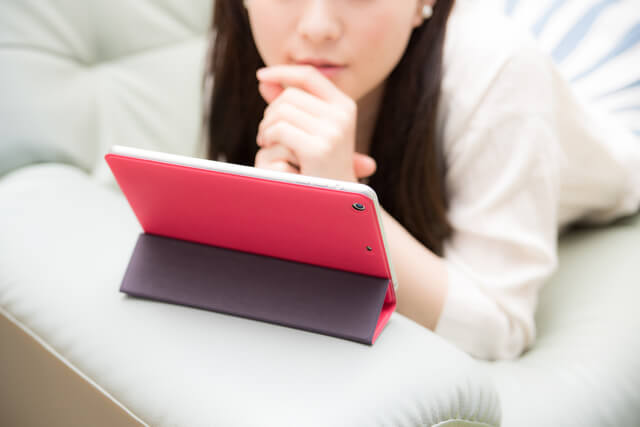 家でごろごろしながらタブレットで雑誌,dポイント,お得,TV