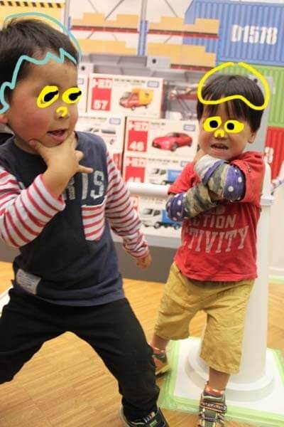 ポーズ1,,,