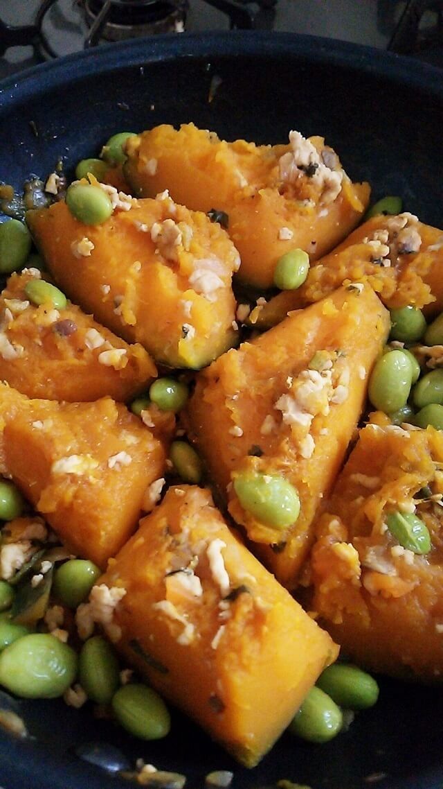 かぼちゃと枝豆と鶏挽き肉の煮物,離乳食,枝豆,
