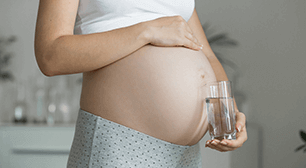 妊娠中のお腹,妊娠中期,尿蛋白,改善