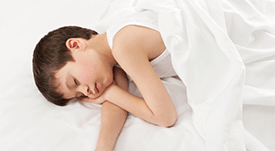 眠っている子ども,夢,オシッコ,おねしょ