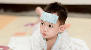子ども 冷えピタ,発熱,冷やす,