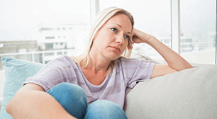 3か月に一度しか生理が来ない女性,生理,来ない,