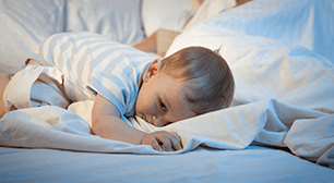 専門家に聞いてみました。 8歳児のママからの相談:「暗いと眠れない時の対処法」,