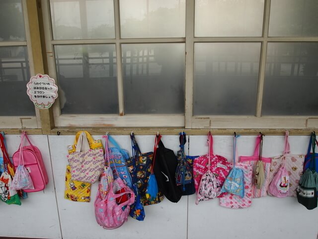 小学校の廊下,小学校,入学準備,手作り