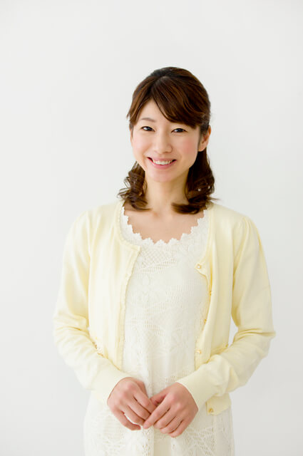 ワンピースを着た女性,戌の日,服装,