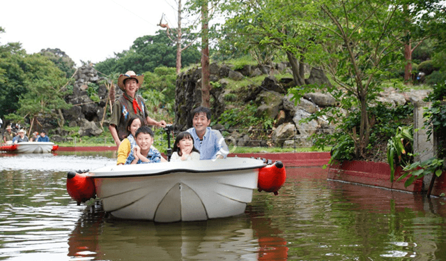 アニマルボートツアーズ,伊豆シャボテン公園,カピバラ,