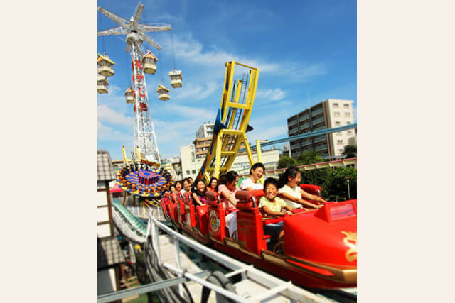 浅草花やしきのローラーコースター,遊園地,東京,