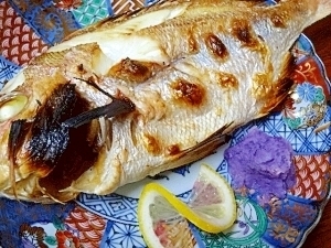 お祝いの一品♪ 下拵えと焼き「鯛の塩焼」,お七夜,