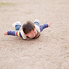 りする4歳児…早産が原因? 早産で小さく生まれると鼻血が出やすくなることはあるのでしょうか。今回の相談者さんは4歳の男の子のママです。週に1度は鼻血を出し、なかなか止まらないという男の子ですが、よろけたように転ぶこともあるといいます。原因は一体何なのでしょうか。専門家に聞いてみました。 4歳児のママからの相談:「鼻血と早産の関係について」,