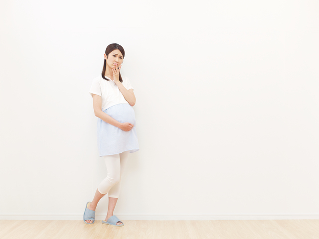悩む妊婦,妊娠,36週目,