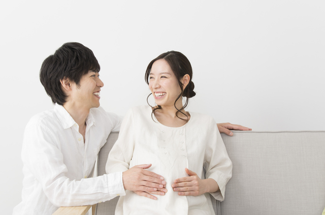 妊娠を喜ぶパパとママ,妊娠,11週,症状