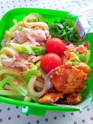 ✿春キャベツと豚バラの焼きうどん弁当❤和風醤油味 ,お弁当,麺,
