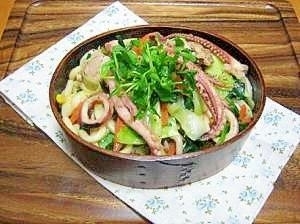 10分でお弁当♪塩だれ海鮮焼きうどん弁当,お弁当,うどん,