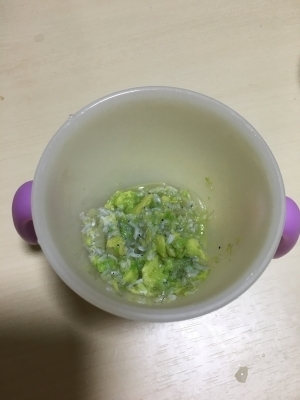 離乳食 しらすとアボカドの和え物,離乳食,アボカド,