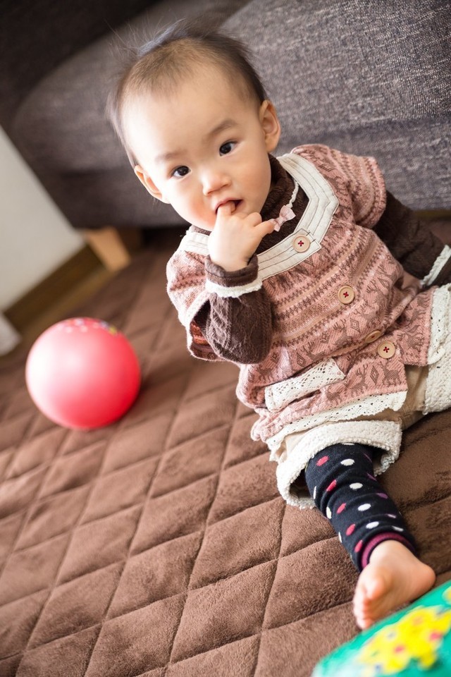 お座りする赤ちゃん,しまじろう,おもちゃ,おすすめ