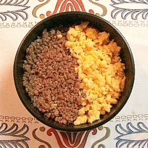初心者でも簡単にできる 鶏そぼろ丼 弁当にも!!,お弁当,ご飯,