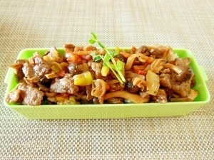 甘辛が美味しい!野菜たっぷり牛丼弁当♪,お弁当,ご飯,