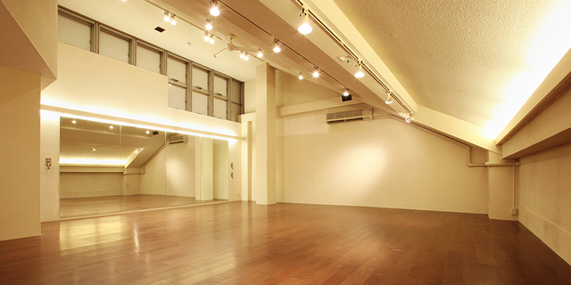 AGNIYOGA レッスンイメージ,マタニティヨガ,東京,