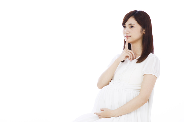 悩む妊婦,妊娠,29週,胎児