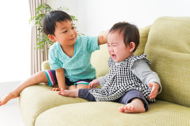 兄弟姉妹,ベビーベッド,出産準備,赤ちゃん