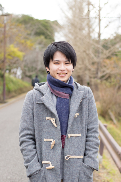 コートを着た男性,戌の日,服装,