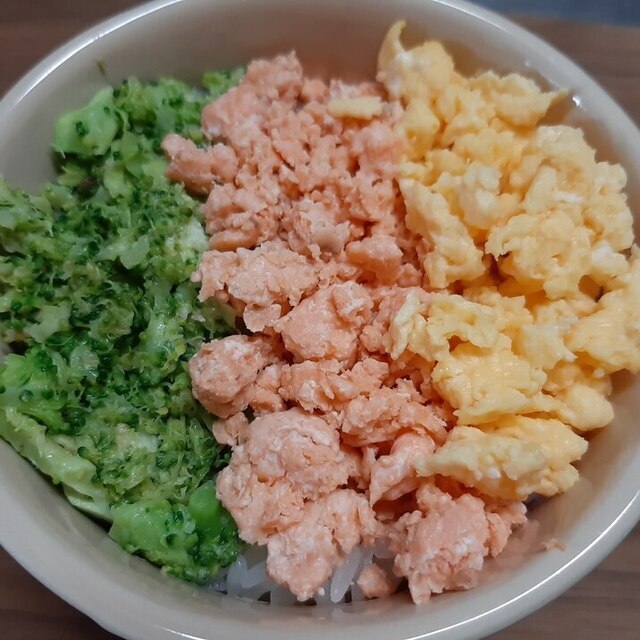 離乳食に取り分けできる! 栄養満点、3色ごはん! ,離乳食,取り分け,