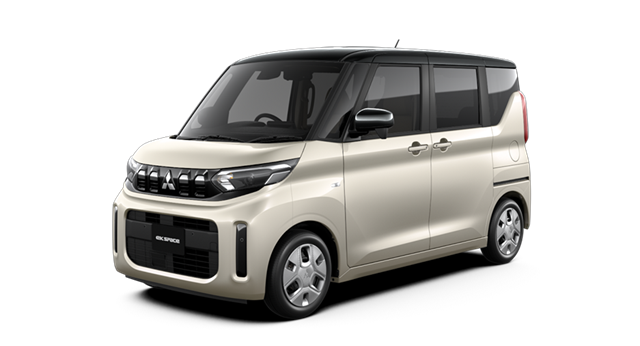斜め前から見た白い車,子育て,車,三菱自動車