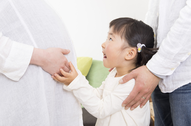 妊婦と胎動と子ども,妊娠,7,ヶ月