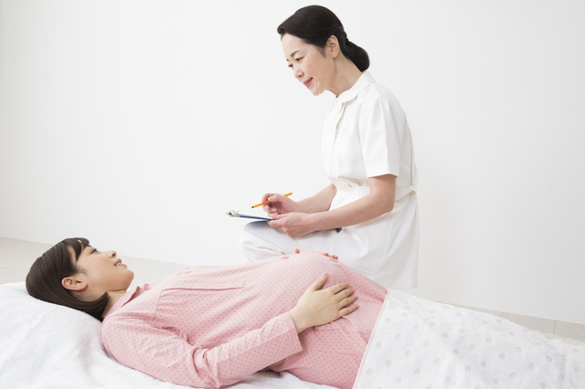 妊婦とお医者さん,妊娠,7,ヶ月