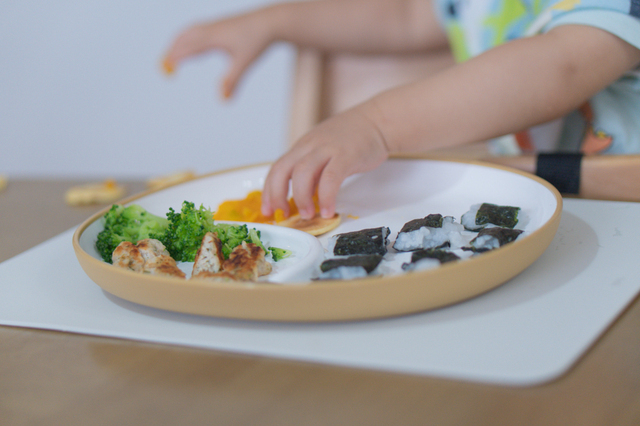 子どものご飯,育休,ミルク,明治