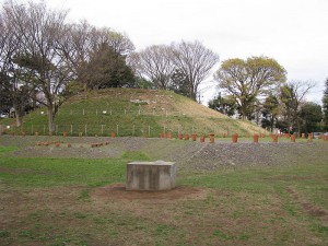 800px-Noge_Otsuka_Kofun_-01