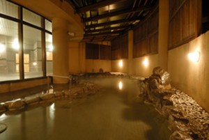関西のキャンプといえば、牛滝温泉 いよやかの郷のキャンプ場の画像