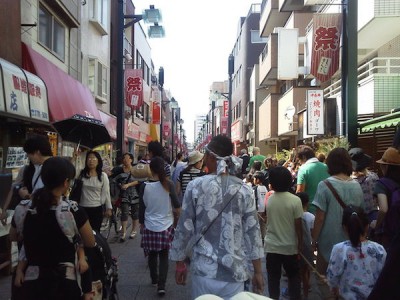 戸越銀座の商店街の様子の画像