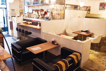 ママ友と行きたいキッズスペペースがおすすめの自由が丘Sランチ・店内画像