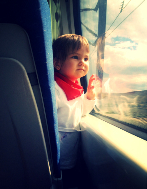 鉄道の日にイベントに参加する子ども画像