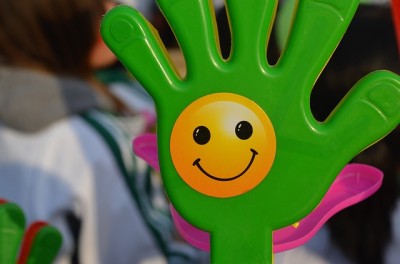 「てをたたきましょう」を歌って子連れでおでかけ