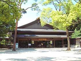 photo1