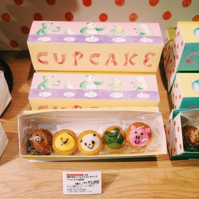 可愛いスイーツのカップケーキBOXの画像
