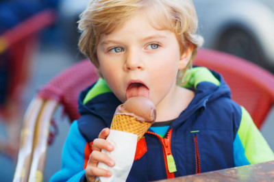 アイスクリームを食べに子連れでおでかけ