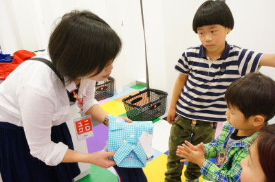 キッズコーデ（コーディネート）はこう考えて！専門家が子供服選びの基本をズバリ指南！｜ユニクロ｜ファッション｜試着