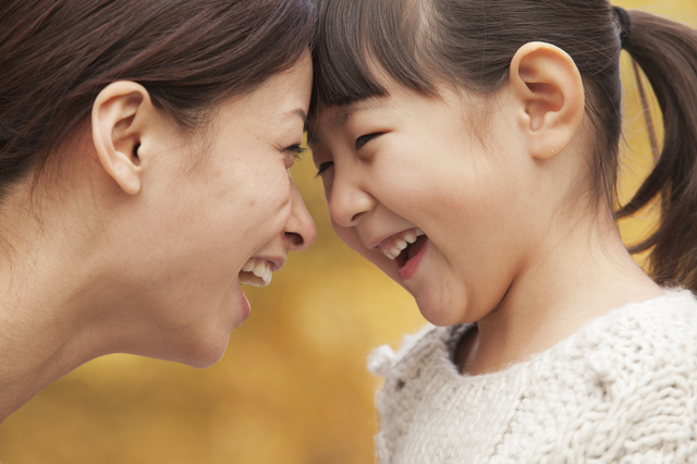 子連れ旅行おすすめ親子笑顔の画像
