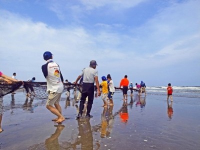 ゴールデンウィーク、冒険の旅、地引網の画像