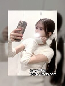 Small photo 2025 11 15 23 08 20